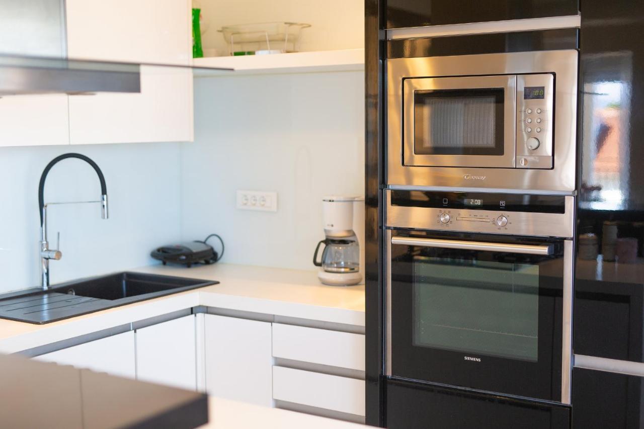 Luxury Apartments Vanessa, 니바이스 외부 사진