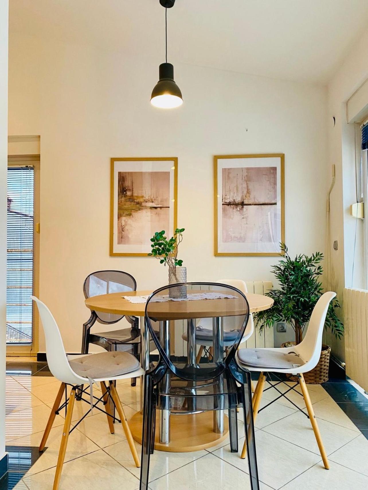 Luxury Apartments Vanessa, 니바이스 외부 사진